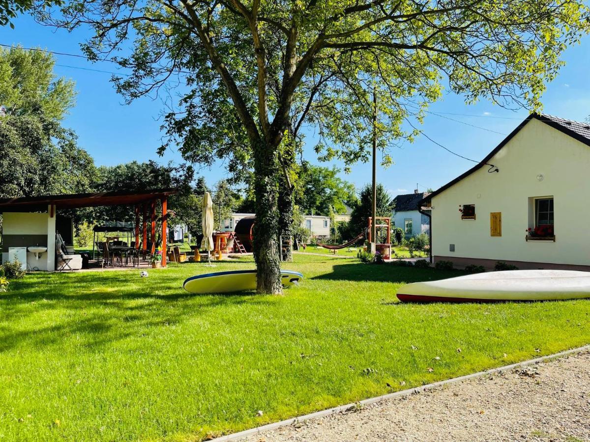 Hidlab Apartman Kimle Kültér fotó